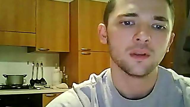 Bearded college cutie jerks off on webcam