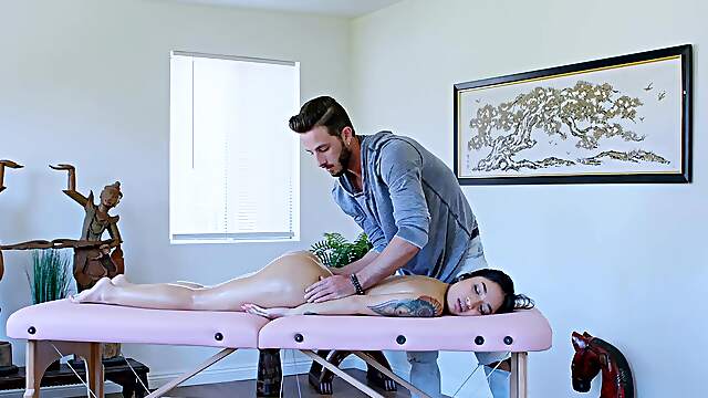 Skinny asian babe Avery Black rides Lucas Frost’s cock