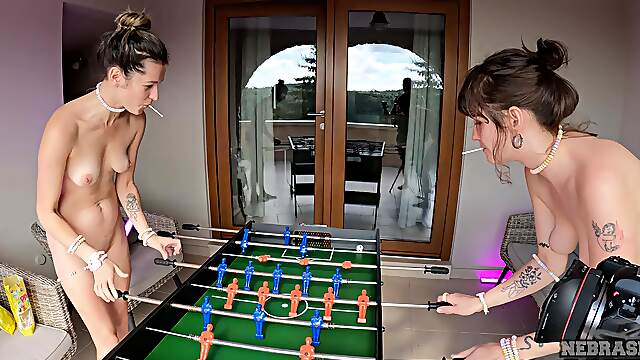 Josie & Sofie: Raw amateurs in HD