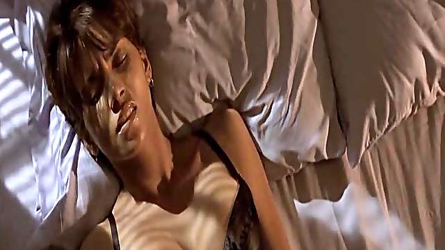 Halle Berry - Monsters Ball